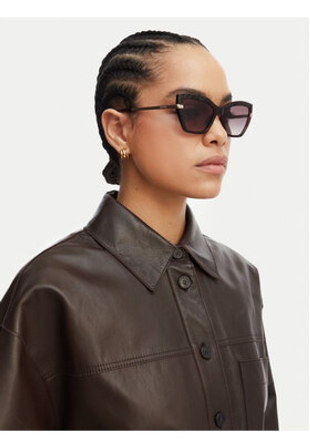 Guess Okulary przeciwsłoneczne GU00216 Brązowy. Kolor: brązowy
