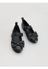 Reserved - Baleriny z kokardką - czarny. Kolor: czarny. Materiał: skóra. Styl: klasyczny #1