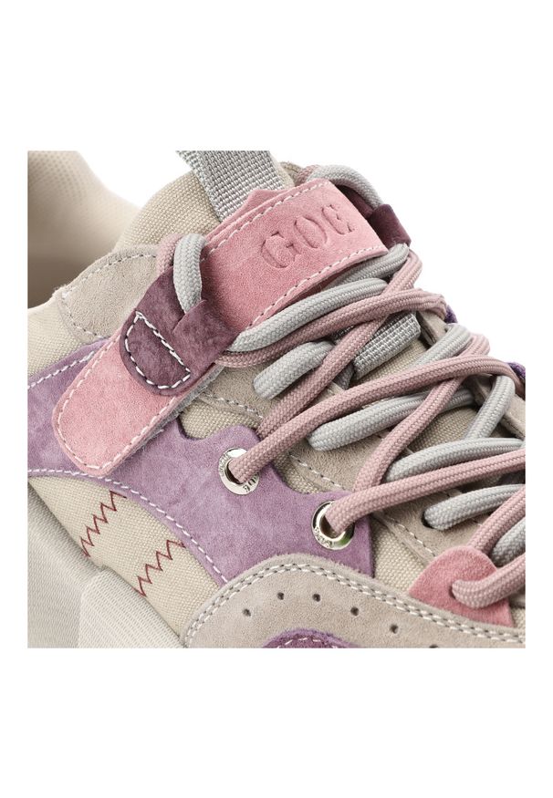 Sneakersy damskie GOE, cholewka ze skóry naturalnej zamszowej kontrastowe panele wiązanie klasyczne, fioletowe, TT2N4026. Okazja: na co dzień. Zapięcie: sznurówki. Kolor: fioletowy. Materiał: skóra, zamsz. Szerokość cholewki: normalna. Styl: klasyczny