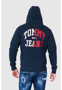 Tommy Jeans - TOMMY JEANS Granatowa bluza męska na zamek z dużym logo. Typ kołnierza: kaptur. Kolor: niebieski