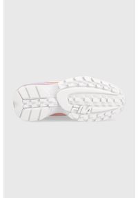 Fila sneakersy DISRUPTOR FLOWER kolor różowy. Nosek buta: okrągły. Zapięcie: sznurówki. Kolor: różowy. Materiał: guma #3