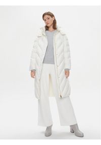 Pinko - PINKO Kurtka przejściowa Computer 101601 A11M Biały Regular Fit. Kolor: biały. Materiał: syntetyk