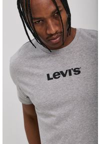 Levi's® - Levi's T-shirt męski kolor szary z nadrukiem. Okazja: na spotkanie biznesowe, na co dzień. Kolor: szary. Wzór: nadruk. Styl: biznesowy, casual #3