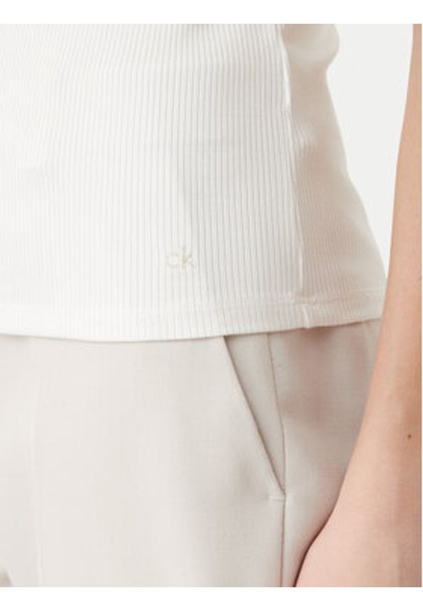 Calvin Klein Top K20K208246 Biały Slim Fit. Kolor: biały