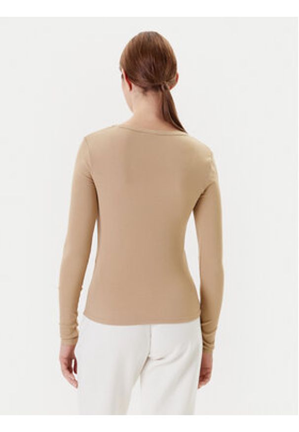 Guess Bluzka V4BP07 K8RT2 Beżowy Regular Fit. Kolor: beżowy. Materiał: wiskoza