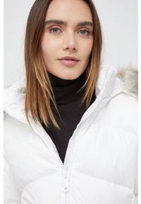 Calvin Klein kurtka puchowa damska kolor biały zimowa. Okazja: na co dzień. Kolor: biały. Materiał: puch. Sezon: zima. Styl: casual #2