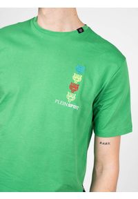 Plein Sport T-shirt | TIPS1135 | Mężczyzna | Zielony. Okazja: na co dzień. Kolor: zielony. Materiał: bawełna. Wzór: nadruk, aplikacja. Styl: sportowy #3