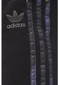 adidas Originals Szorty HF4874 Graphics Camo Shorts męskie kolor czarny HF4874-BLACK. Kolor: czarny. Materiał: bawełna, dzianina #2