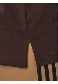 Adidas - adidas Bluza 3-Stripes Rugby Longsleeve Polo KE4112 Brązowy Regular Fit. Typ kołnierza: polo. Kolor: brązowy. Materiał: bawełna. Długość rękawa: długi rękaw #4