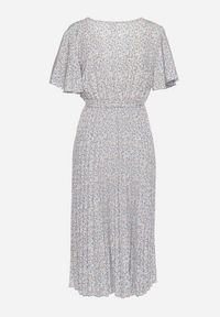 Born2be - Niebieska Rozkloszowana Sukienka z Gumką w Pasie i Materiałowym Paskiem Prissa. Okazja: na co dzień. Typ kołnierza: dekolt w kształcie V. Kolor: niebieski. Materiał: materiał. Długość rękawa: krótki rękaw. Styl: elegancki, casual #6