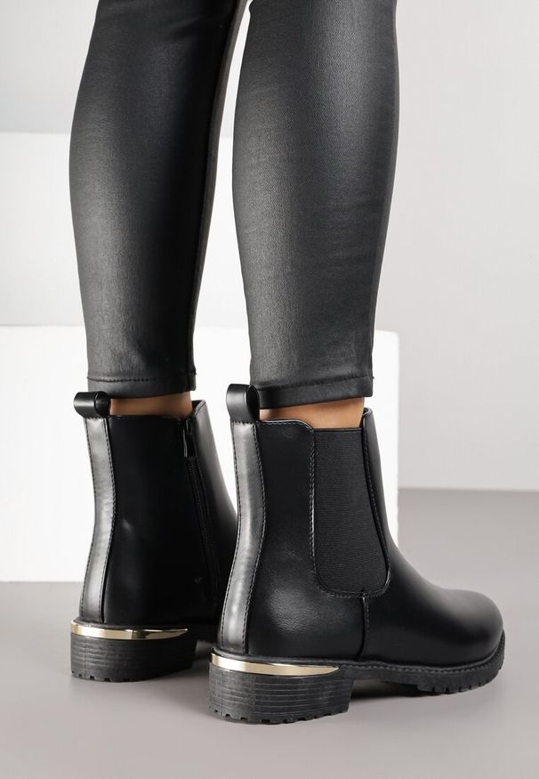 Born2be - Czarne Botki w Stylu Sztybletów z Elastyczną Wstawką Kanelle. Okazja: do pracy, na co dzień. Kolor: czarny. Styl: casual, elegancki