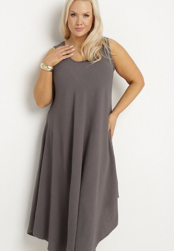 Born2be - Szara Rozkloszowana Sukienka z Bawełną Nairilo. Okazja: na spacer. Kolor: szary. Materiał: bawełna. Sezon: lato. Styl: klasyczny, elegancki