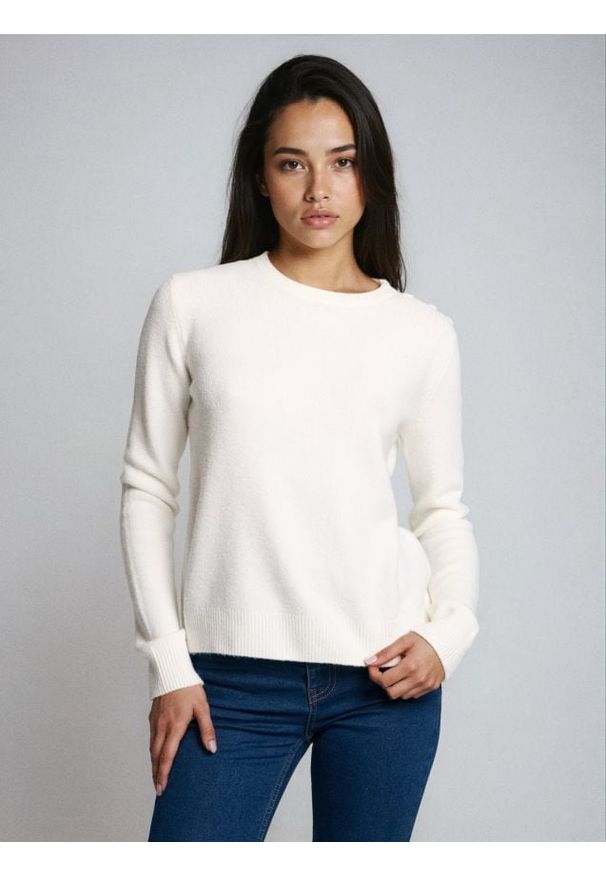 Sinsay - Sweter z domieszką wełny - kremowy. Kolor: kremowy. Materiał: wełna