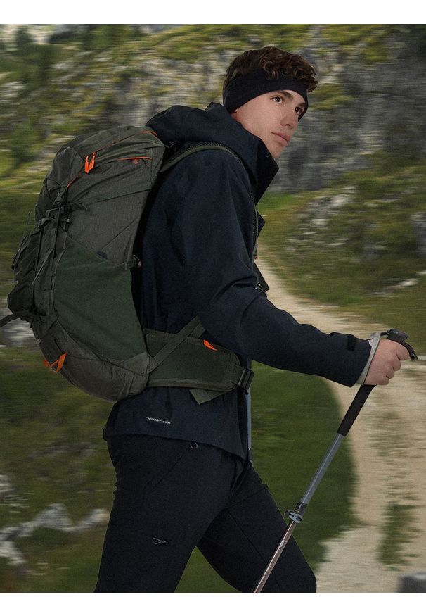 4f - 4F Plecak trekkingowy (40 L) - oliwkowy/khaki Uniwersalny. Kolor: oliwkowy, brązowy, wielokolorowy