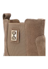 Brązowe Botki Barefoot Armodo Wygodne Obuwie Damskie. Okazja: na co dzień. Zapięcie: zamek. Kolor: brązowy. Materiał: welur. Wzór: aplikacja. Styl: casual, elegancki #5