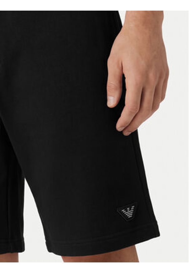 Emporio Armani Underwear Szorty sportowe EM000495 AF19060 UC001 Czarny. Kolor: czarny. Materiał: bawełna. Styl: sportowy