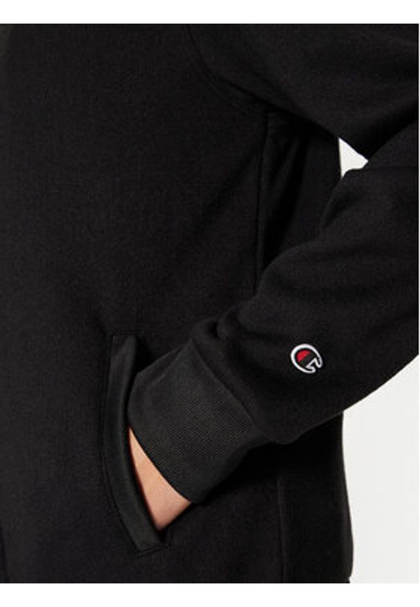 Champion Bluza 220284 Czarny Slim Fit. Kolor: czarny. Materiał: syntetyk