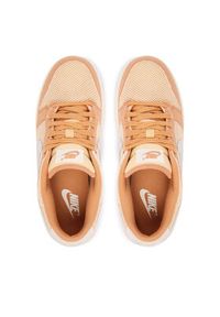 Nike Sneakersy W Dunk Low NN SE HJ5864 200 Pomarańczowy. Kolor: pomarańczowy. Materiał: materiał #4