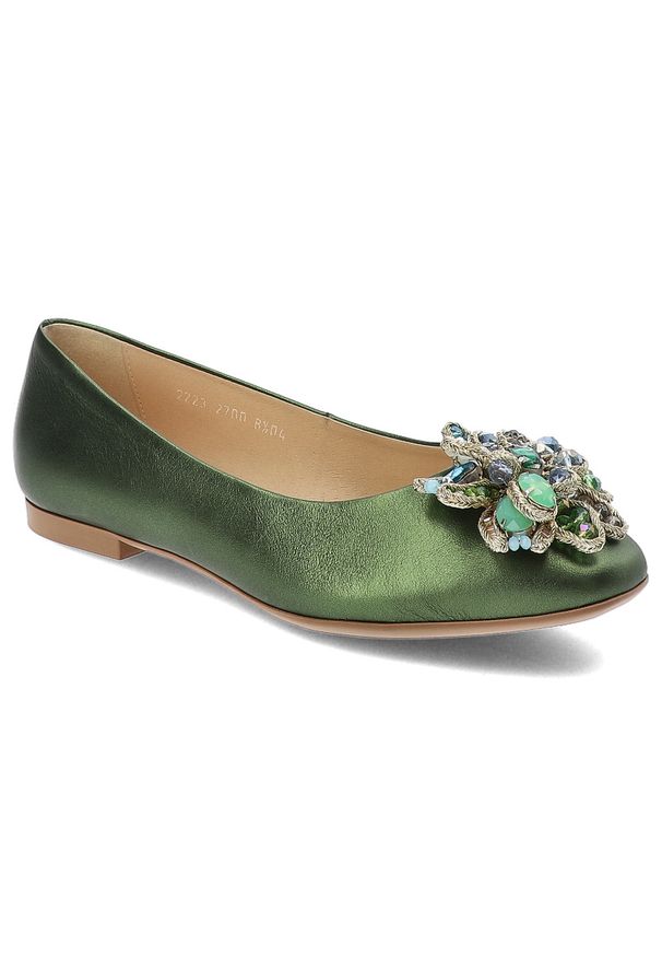 Zielone Baleriny Armodo Eleganckie Obuwie Damskie Ze Skóry Naturalnej. Kolor: zielony. Materiał: skóra. Wzór: aplikacja. Obcas: na obcasie. Styl: elegancki. Wysokość obcasa: niski