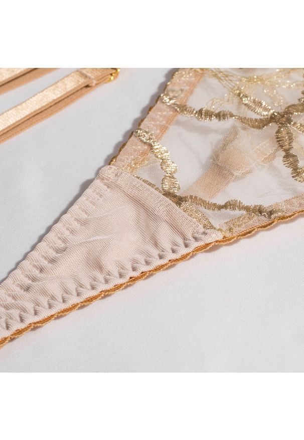 Intica - Komplet bielizny metalizowanej z subtelnymi zdobieniami Oretta. Kolor: złoty. Materiał: materiał, tkanina. Wzór: aplikacja