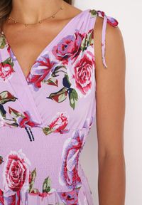 Born2be - Fioletowy Taliowany Kombinezon w Kwiaty z Długimi Nogawkami Renivia. Okazja: na co dzień. Kolor: fioletowy. Długość: długie. Wzór: kwiaty. Styl: casual, street #3