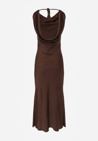 Born2be - Brązowa Satynowa Sukienka na Ozdobnych Ramiączkach z Dekoltem Woda Avalentara. Okazja: na co dzień, na imprezę. Typ kołnierza: dekolt woda. Kolor: brązowy. Materiał: satyna. Długość rękawa: na ramiączkach. Typ sukienki: proste. Styl: casual, elegancki #3