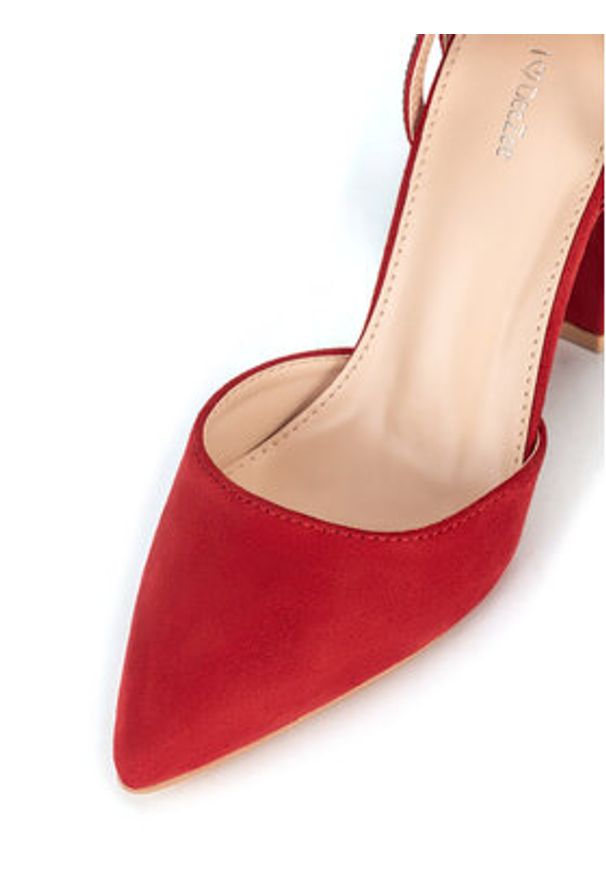 DeeZee Czółenka WSS20601-01 Czerwony. Kolor: czerwony. Materiał: materiał
