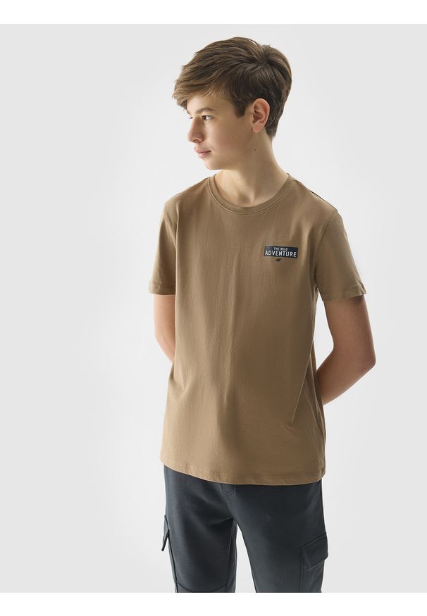 4f - 4F T-shirt z bawełny organicznej z nadrukiem chłopięcy - brązowy 164 (13-14 lat). Okazja: na co dzień. Kolor: brązowy. Materiał: bawełna. Wzór: nadruk. Sezon: lato. Styl: sportowy, klasyczny, casual