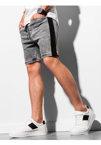 Ombre Clothing - Krótkie spodenki męskie jeansowe W221 - szare - XXL. Okazja: na co dzień. Kolor: szary. Materiał: jeans. Długość: krótkie. Wzór: kolorowy. Sezon: lato. Styl: klasyczny, casual