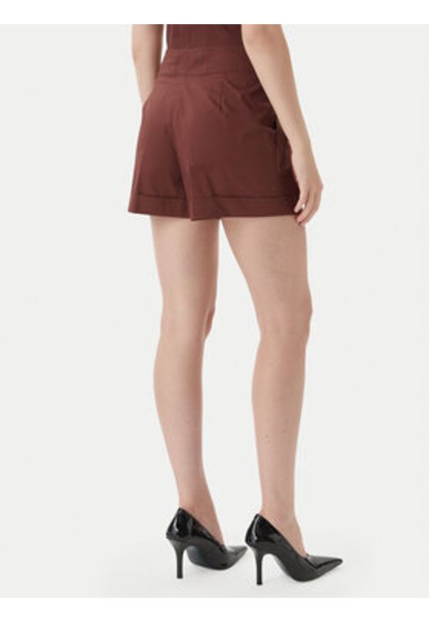 Patrizia Pepe Szorty materiałowe 2P1751/A9B9-B887 Brązowy ciemny Regular Fit. Kolor: brązowy. Materiał: bawełna