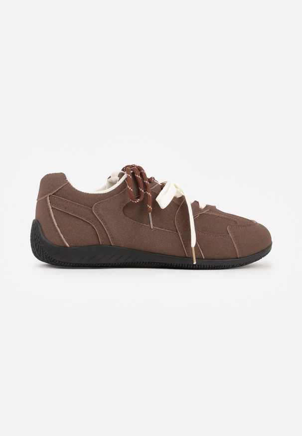 Born2be - Brązowe Sneakersy Ozdobione Przeszyciami i Podwójnym Sznurowaniem Coraera. Okazja: na co dzień. Zapięcie: sznurówki. Kolor: brązowy. Materiał: jeans, materiał. Wzór: aplikacja