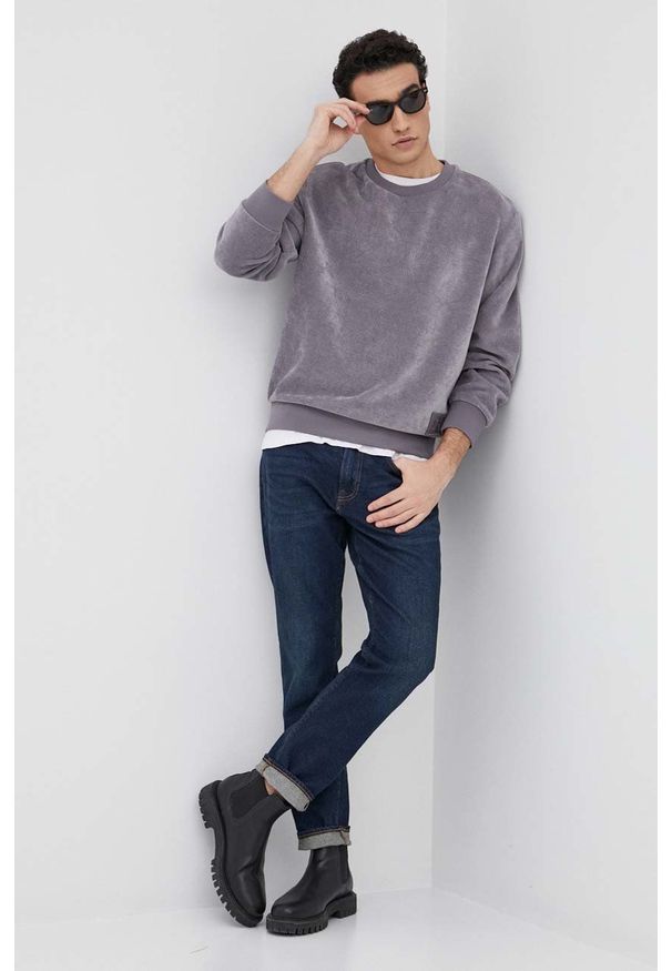 Calvin Klein Jeans bluza męska kolor szary gładka. Okazja: na co dzień. Kolor: szary. Materiał: dzianina. Wzór: gładki. Styl: casual