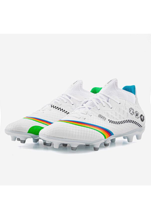 KIPSTA - Buty piłkarskie Kipsta Viralto III Elite FG Racing Edition. Nosek buta: okrągły. Kolor: biały. Materiał: dzianina, zamsz, mesh, syntetyk. Szerokość cholewki: normalna. Sport: piłka nożna