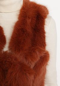 Born2be - Brązowo-Pomarańczowa Kamizelka Futrzana z Wstawkami z Ekoskóry Batliewa. Kolor: brązowy. Materiał: futro. Wzór: aplikacja #5