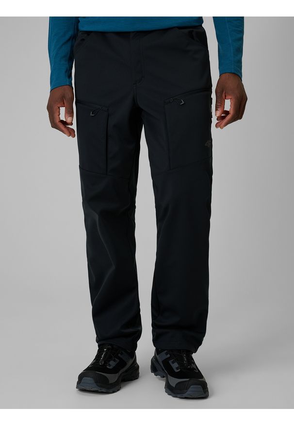 4f - 4F Spodnie softshellowe membrana 8000 męskie - czarne M. Kolor: czarny. Materiał: tkanina, softshell, materiał. Długość: długie. Sport: turystyka piesza