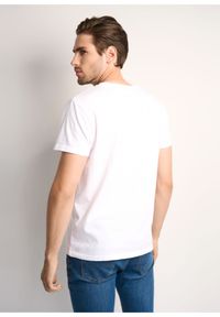 Ochnik - T-shirt męski. Kolor: biały. Materiał: bawełna. Wzór: nadruk #3