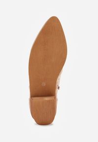 Renee - Beżowe Botki Kowbojki Vices na Słupku z Ażurową Cholewką Selahra. Okazja: na co dzień. Kolor: beżowy. Materiał: jeans, len, koronka. Szerokość cholewki: normalna. Wzór: ażurowy. Obcas: na słupku. Styl: casual. Wysokość obcasa: średni #2