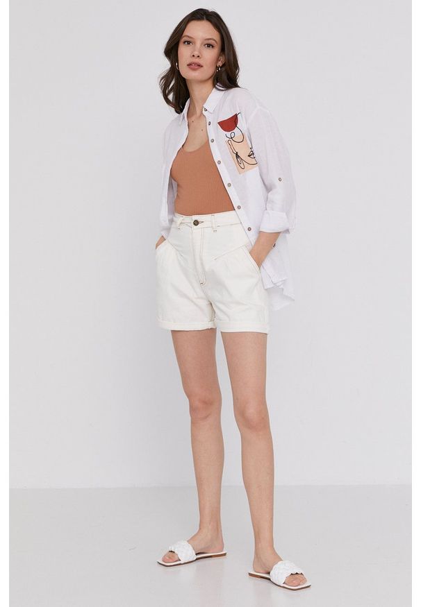 Answear Lab - Szorty jeansowe. Okazja: na co dzień. Stan: podwyższony. Kolor: biały. Materiał: jeans. Styl: wakacyjny