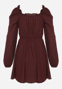 Born2be - Brązowa Sukienka Hiszpanka Vices z Gorsetową Talią i Bufiastymi Rękawami Resana. Okazja: na co dzień. Typ kołnierza: dekolt gorset, dekolt hiszpanka. Kolor: brązowy. Materiał: bawełna. Typ sukienki: gorsetowe. Styl: casual #7