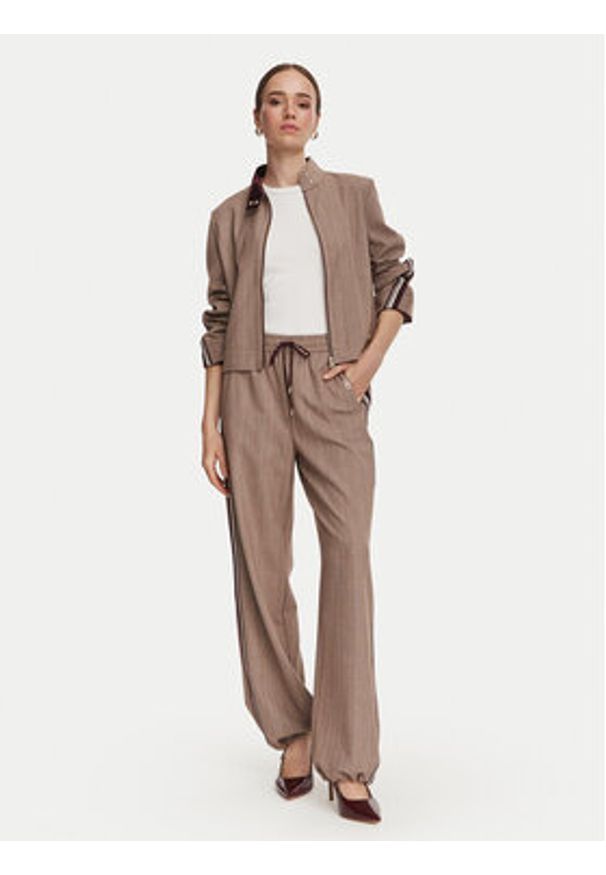 Liu Jo Sport Spodnie materiałowe TF6148 T692A Brązowy jasny Regular Fit. Kolor: brązowy. Materiał: syntetyk. Styl: sportowy