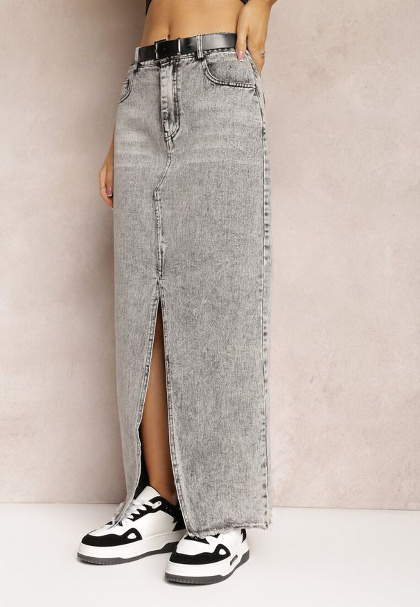 Renee - Szara Spódnica Jeansowa Maxi z Paskiem Mullese. Stan: podwyższony. Kolor: szary. Materiał: jeans. Styl: klasyczny