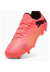 Buty piłkarskie Puma Future 7 Play MxSG 107722-03 różowe. Kolor: różowy. Materiał: materiał, dzianina, syntetyk. Szerokość cholewki: normalna. Sport: piłka nożna #4