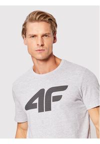 4f - 4F T-Shirt H4Z22-TSM353 Szary Regular Fit. Kolor: szary. Materiał: bawełna