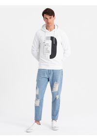 Ombre Clothing - Męskie spodnie jeansowe TAPERED FIT z dziurami – jasnoniebieskie V1 - Rozmiar: L. Kolor: niebieski. Materiał: jeans. Wzór: aplikacja. Styl: retro, elegancki, vintage #9