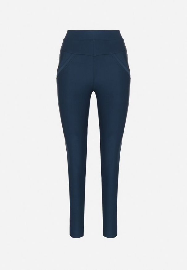 Born2be - Granatowe Spodnie o Dopasowanym Kroju z Gumką w Talii i Kieszeniami Rizena. Okazja: na co dzień. Kolor: niebieski. Styl: klasyczny, elegancki, casual
