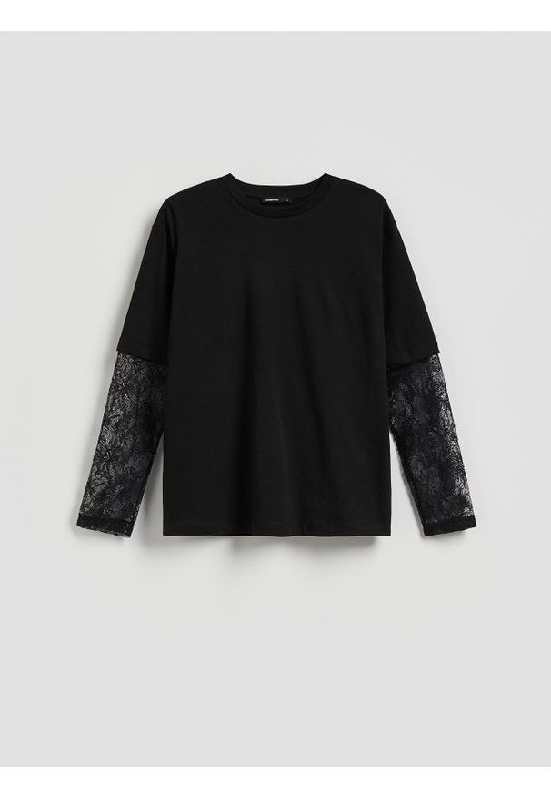 Reserved - T-shirt z koronkowymi rękawami - czarny. Kolor: czarny. Materiał: koronka