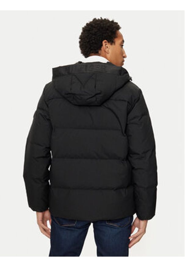 TOMMY HILFIGER - Tommy Hilfiger Kurtka puchowa MW0MW37484 Czarny Regular Fit. Kolor: czarny. Materiał: syntetyk