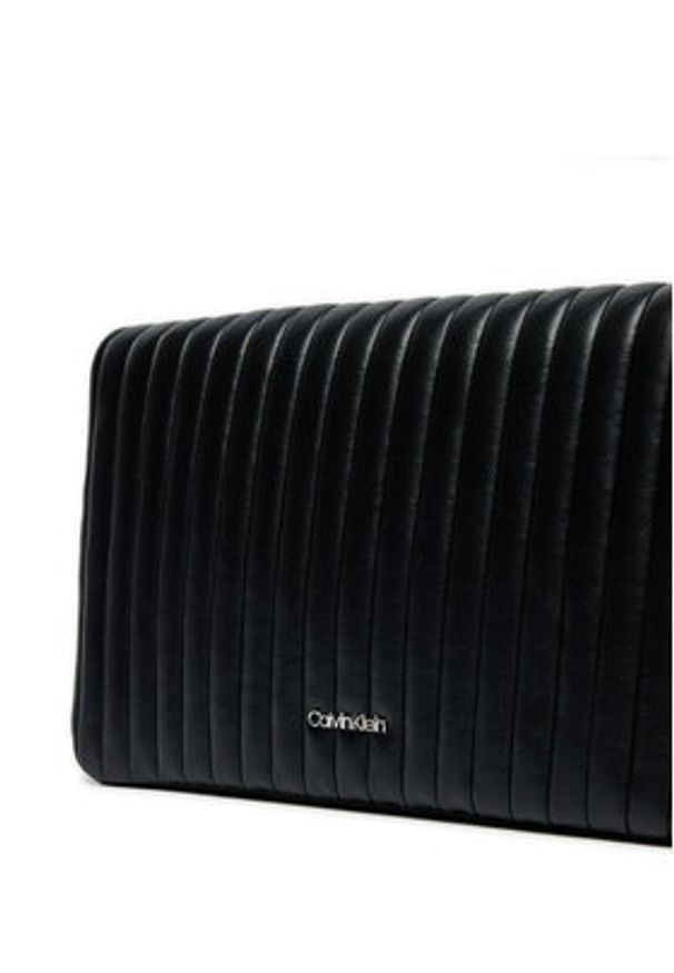 Calvin Klein Torebka Mini Line Quilt Crossbody K60K613079 Czarny. Kolor: czarny. Materiał: skórzane