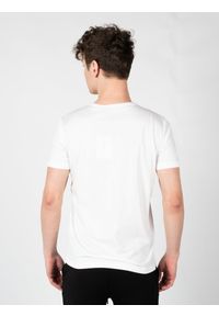 Iceberg T-Shirt | F0106301 | Mężczyzna | Biały. Okazja: na co dzień. Kolor: biały. Materiał: bawełna, elastan. Wzór: nadruk. Styl: klasyczny, casual, elegancki #3