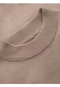 Ombre Clothing - Męski dzianinowy półgolf z wiskozą – ciemnobeżowy melanż V3. Kolor: beżowy. Materiał: wiskoza, dzianina. Wzór: melanż. Styl: klasyczny